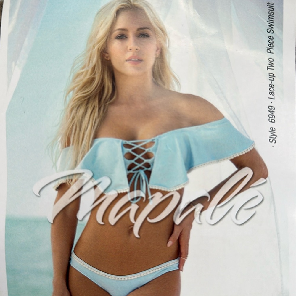 NWT - Sky blue thong strapless bikini 👙☀️
